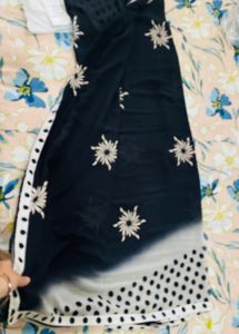 Elegant Black &amp; White Printed Saree