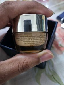 New Estee Lauder Revitalizing Supreme Cream