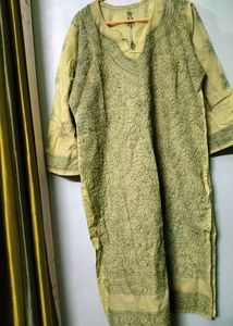 Lucknowi Chikankari Kurta