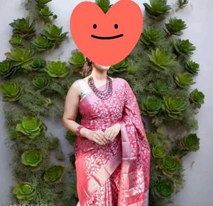 Elegant Pink Banarasi Saree With freebie 🎁