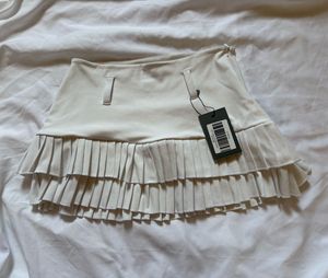 white Pleated Mini Skirt