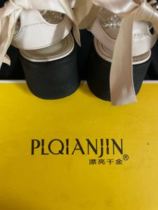 Vintage Shoes only at ₹700🌷