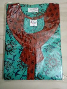 Beautiful Printed Zip Type Nighty XL
