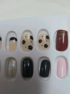 Assorted Press-On Nails Set
