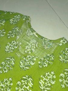 Green short kurti