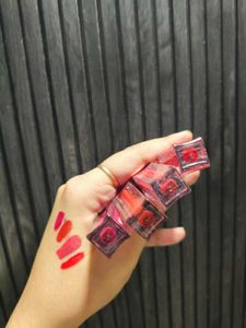 Branded new Nourish Mantra Liquid Lipstick