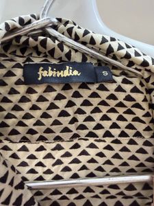 Stylish Geometric Print Top