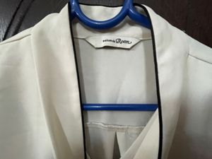 Elegant White Tie-Neck Top