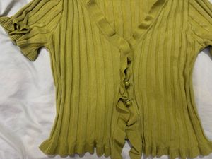 Cute Ruffled Green Knit Top