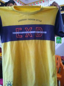 Tshirt Yellow Colour