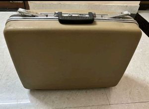 Safari Vintage SuitCase
