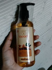 Vagad's Sandalwood & Honey Body Wash