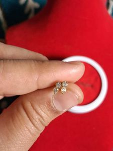 Sparkling Stud Earrings gold
