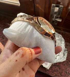 huge disscount  Rose Gold fossil Watch