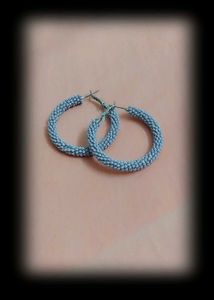 Beautiful Round Earings In Levender Color