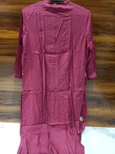 Elegant Maroon Embroidered Kurta