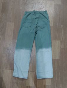 Stylish Dip-Dye Wide-Leg Jeans