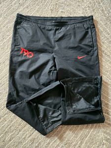 2010 Nike Total 90 (T90) Storm-FIT Track Pants