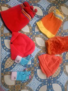 Combo Of 5 Winter Caps &amp; Gloves Pair For 2-4 Years