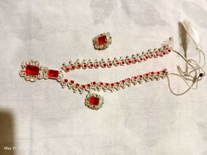 Stunning Red Stone Jewellery Set