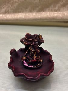 krishna idol with dhoop stand