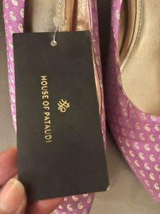 Reduced   Ethic Heels with Tag