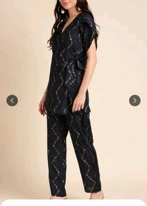 Elegant Black &amp; Gold Kurta Set