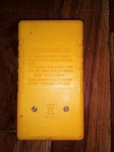DT830D Digital Multimeter