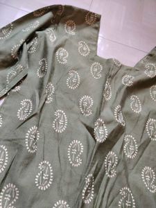 Green Paisley Print Kurta
