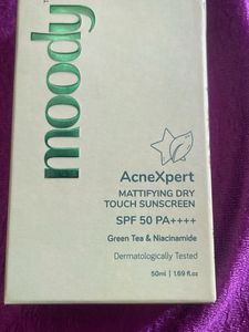 Moody AcneXpert Mattifying Sunscreen SPF 50