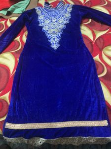 Beautiful Kurta Set With  Freebie