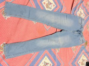 Women Light Wash Denim Jeans