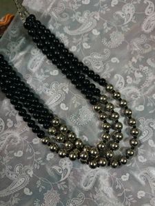 Beaded Statement Necklace 🖤
