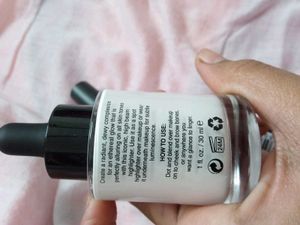 Highlighter And Makeup Blender