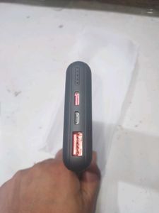 Wireless charging powerbank Ambrane seal pack