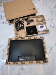 HP P22v G5 54.5 cm (21.45) FHD Monitor