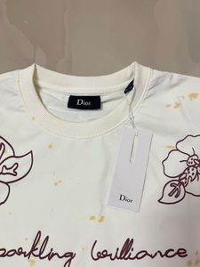 Cream Floral Graphic T-Shirt (oversized)