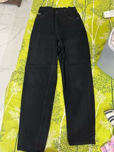 Black Mom Jeans