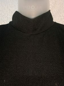 Black Crop Top