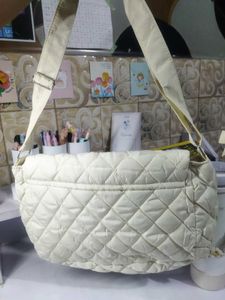 🚨 SALE 🚨 pinteresty quilted shoulder bag 🤍✨