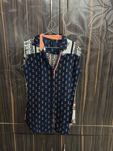 Stylish Sleeveless Printed Top