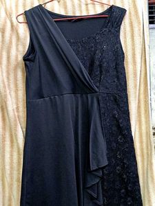 Elegant Black Sleeveless Dress
