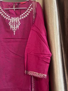 W Red Kurta - Large