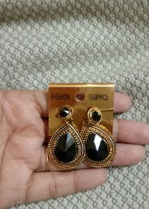Brand New Beautiful Black Stones Copper Plated Ear