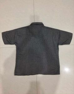 *FREE DELIVERY* Striped Boxy Shirt