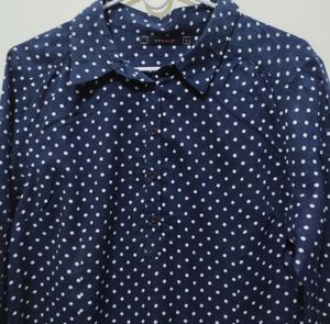 Anasazi navy blue with white polka dots print Top