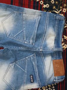Men's Light Wash Jeans