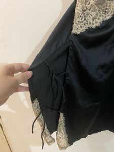 Gorgeous black slik night dress