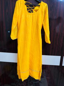 Vibrant Yellow Kurta with Delicate Detailing