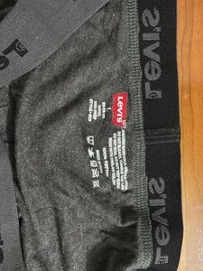 levis